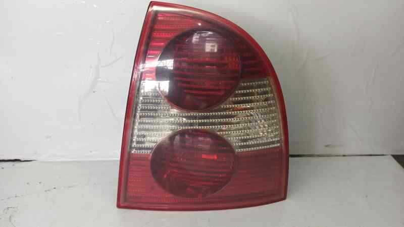 PILOTO TRASERO DERECHO