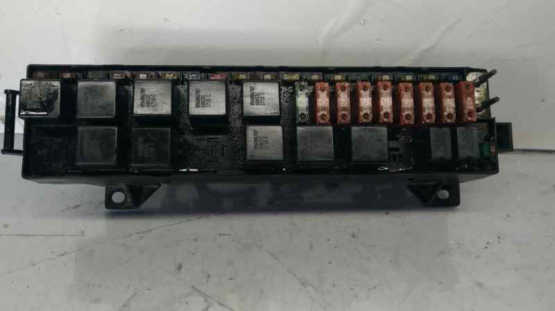 04707893AD CAJA RELES  FUSIBLES CHRYSLER VOYAGER (GS)