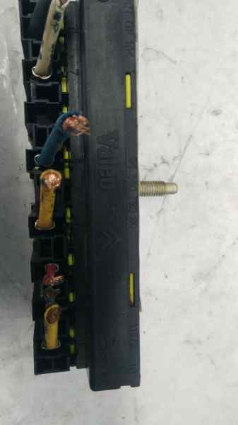 CAJA RELES - FUSIBLES