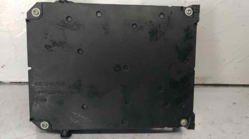 CAJA RELES - FUSIBLES