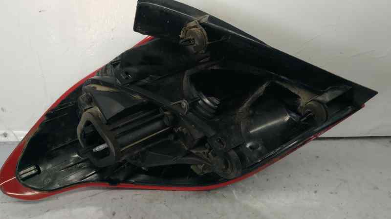 PILOTO TRASERO DERECHO