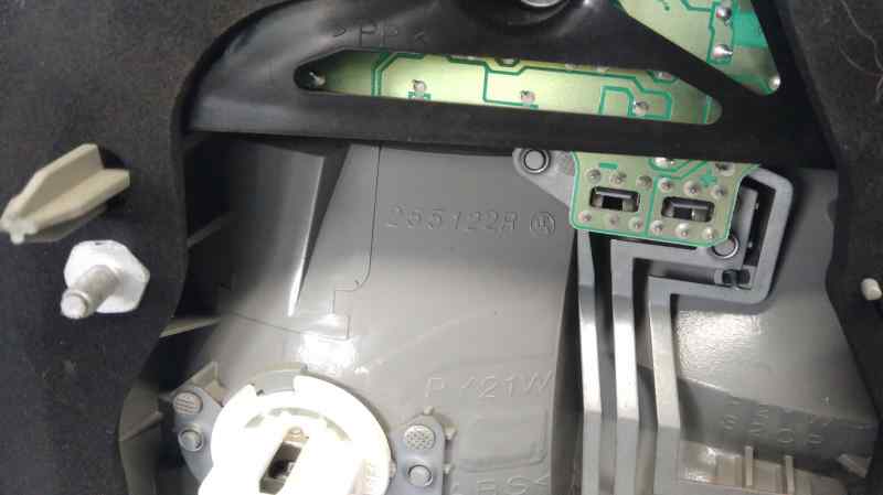 PILOTO TRASERO DERECHO