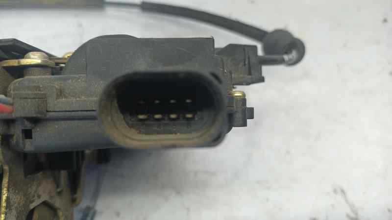 CERRADURA PUERTA DELANTERA IZQUIERDA 