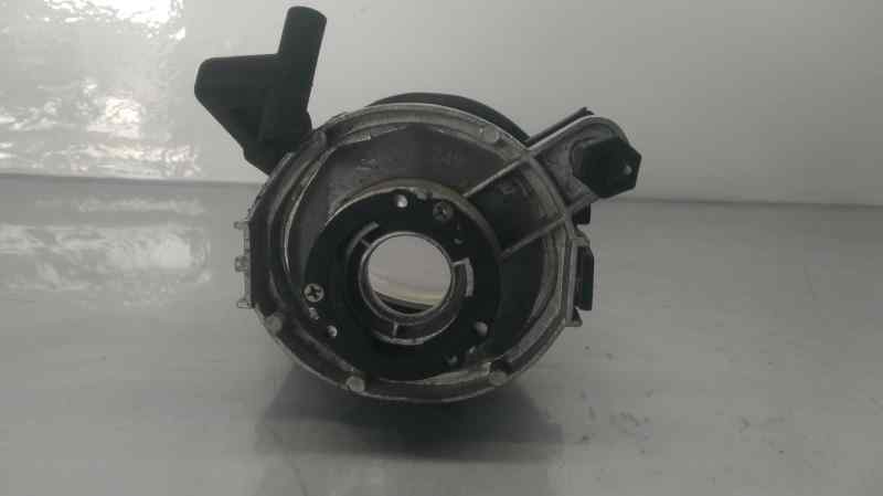 FARO ANTINIEBLA IZQUIERDO