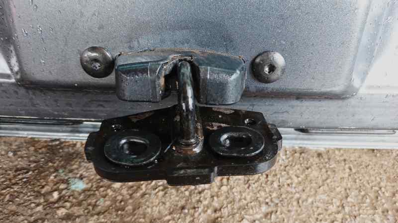 CERRADURA MALETERO - PORTON