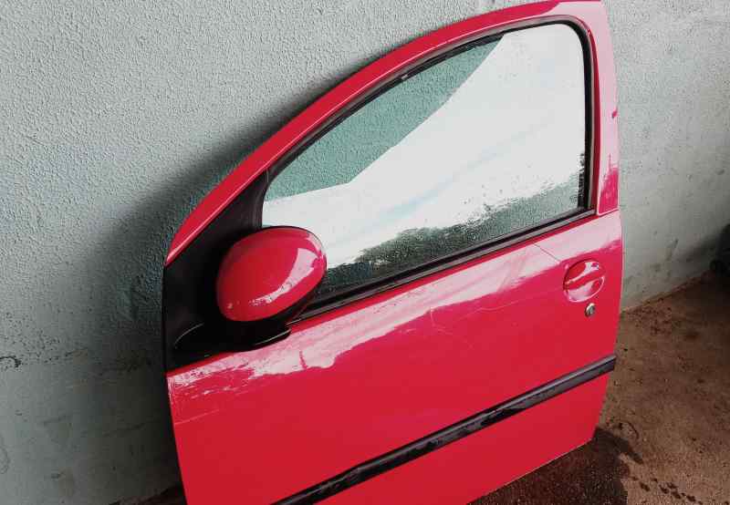 PUERTA DELANTERA IZQUIERDA