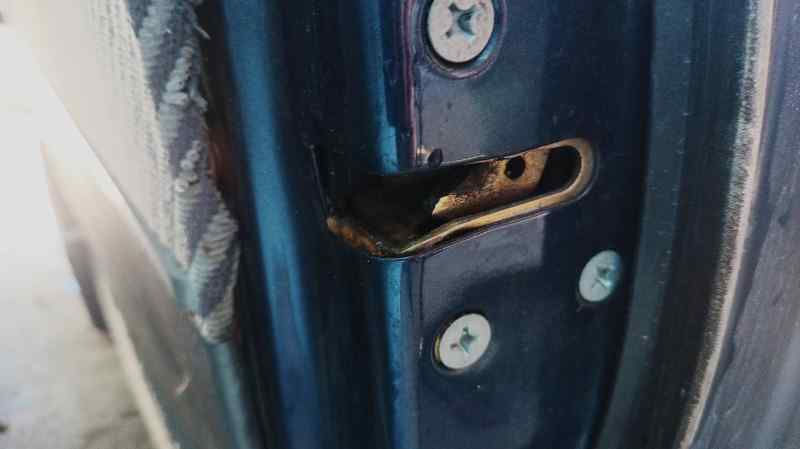 CERRADURA PUERTA DELANTERA DERECHA NISSAN PATROL (K-W160)