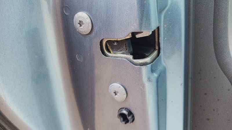 CERRADURA PUERTA TRASERA IZQUIERDA 