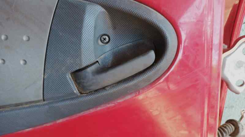 MANETA INTERIOR TRASERA IZQUIERDA