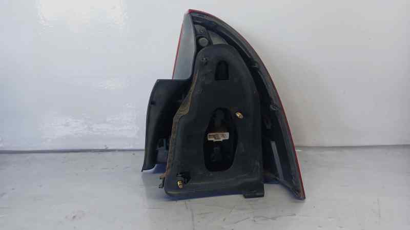 PILOTO TRASERO IZQUIERDO