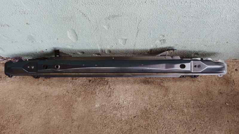 REFUERZO PARAGOLPES DELANTERO