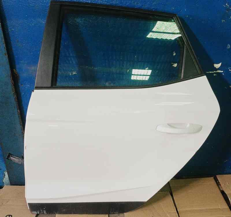 PUERTA TRASERA IZQUIERDA