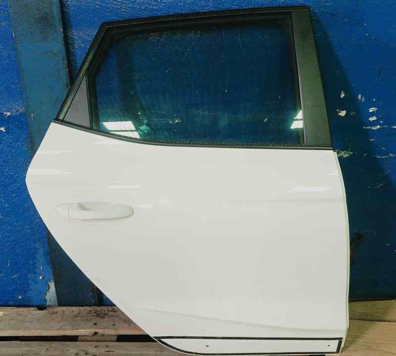 PUERTA TRASERA DERECHA