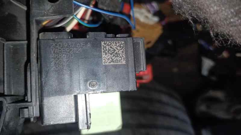 CAJA RELES - FUSIBLES