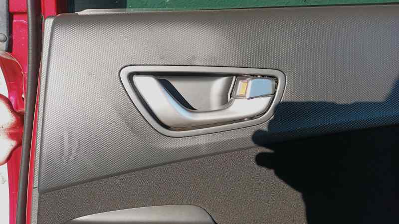 MANETA INTERIOR TRASERA DERECHA