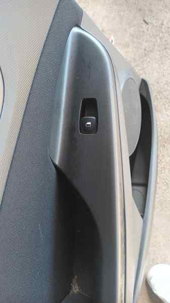 MANDO ELEVALUNAS TRASERO IZQUIERDO