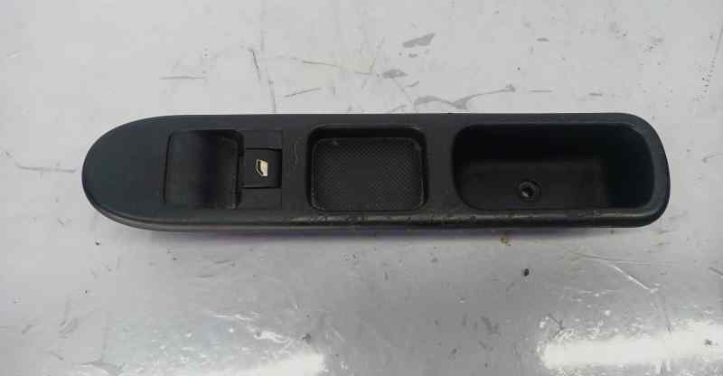 MANDO ELEVALUNAS DELANTERO DERECHO