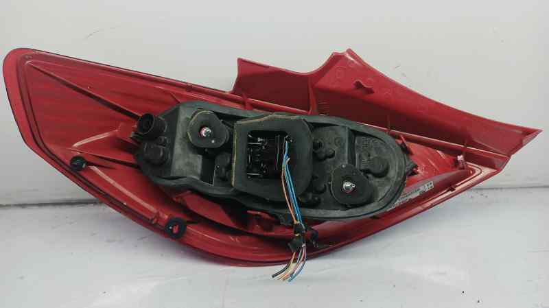 PILOTO TRASERO DERECHO