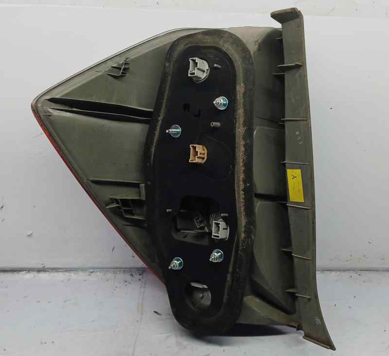 PILOTO TRASERO DERECHO