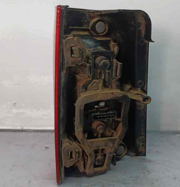 PILOTO TRASERO DERECHO