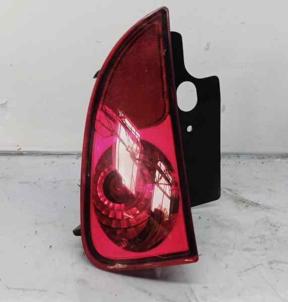 FARO ANTINIEBLA TRASERO DERECHO