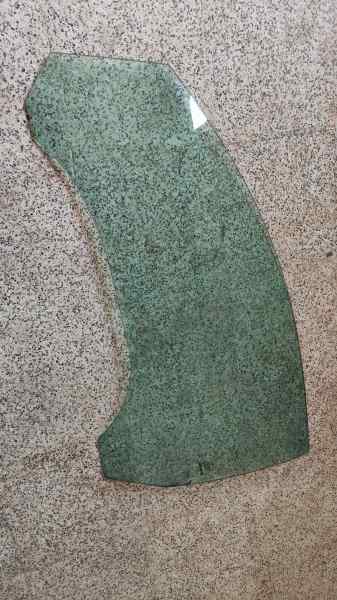 LUNA DELANTERA IZQUIERDA