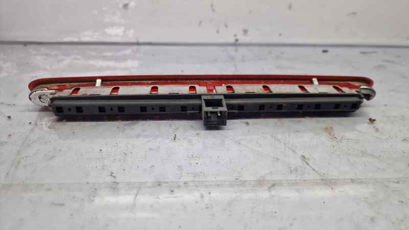 LUZ CENTRAL DE FRENO