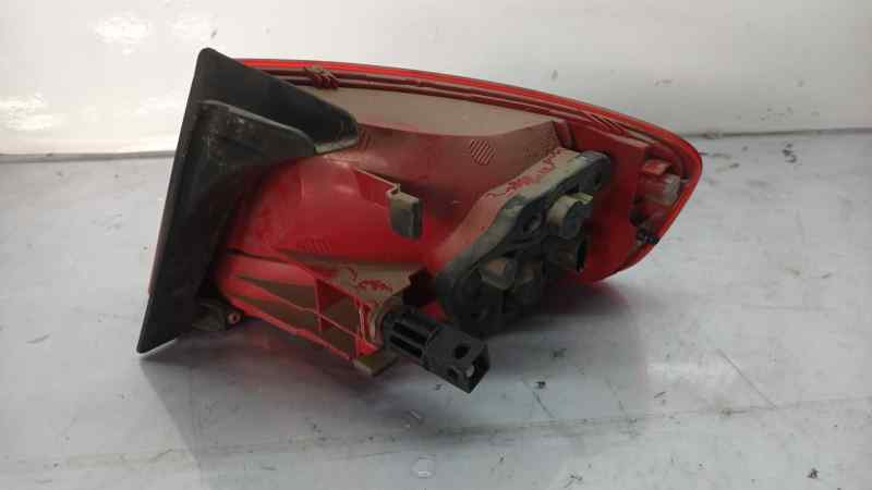 PILOTO TRASERO IZQUIERDO