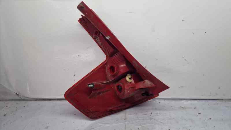 PILOTO TRASERO DERECHO