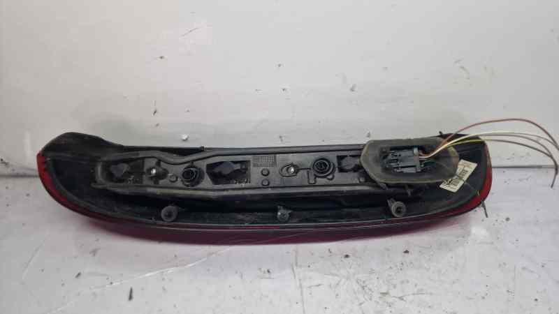 PILOTO TRASERO DERECHO