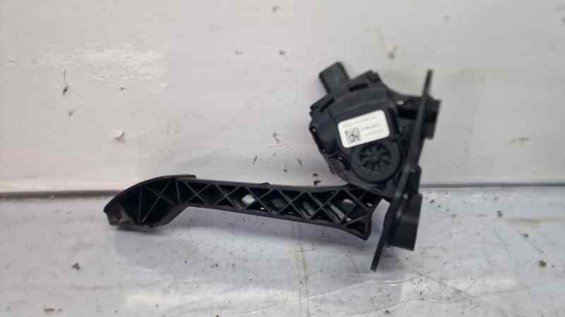 PEDAL ACELERADOR