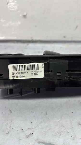 MANDO ELEVALUNAS DELANTERO IZQUIERDO 