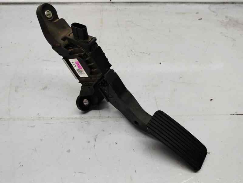 PEDAL ACELERADOR