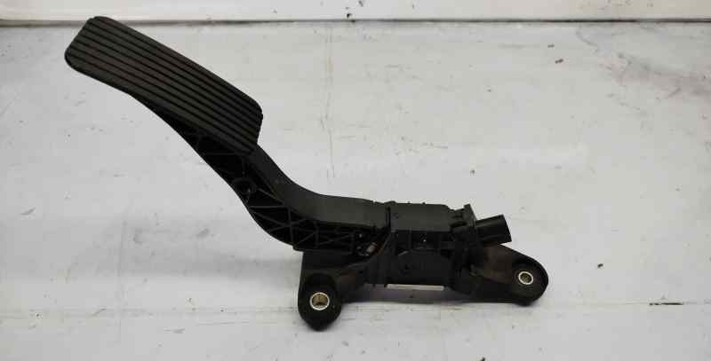 PEDAL ACELERADOR