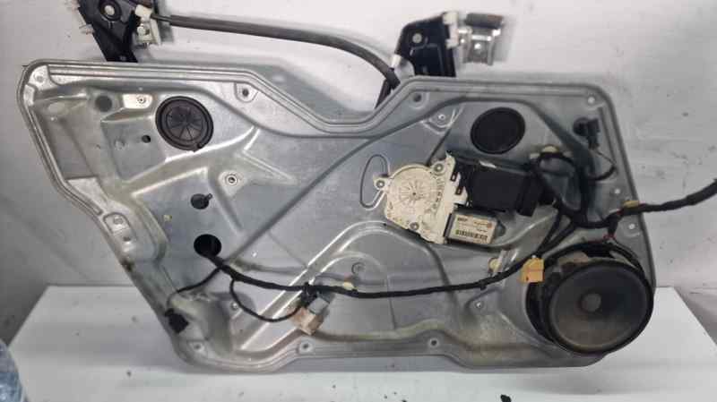 1M0837755 ELEVALUNAS DELANTERO IZQUIERDO SEAT LEON (1M1)