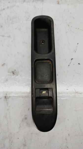 MANDO ELEVALUNAS DELANTERO DERECHO