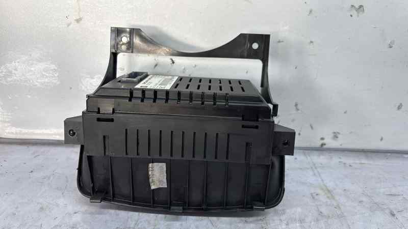 PANTALLA MULTIFUNCION