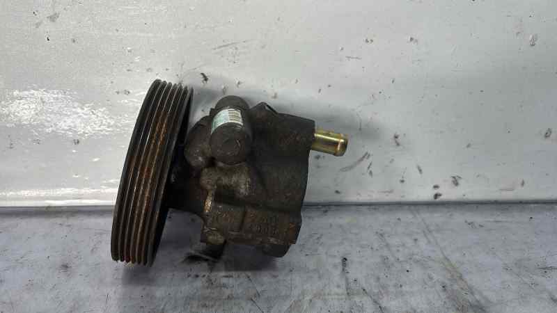 26081335RR BOMBA DIRECCION NISSAN INTERSTAR (X70)