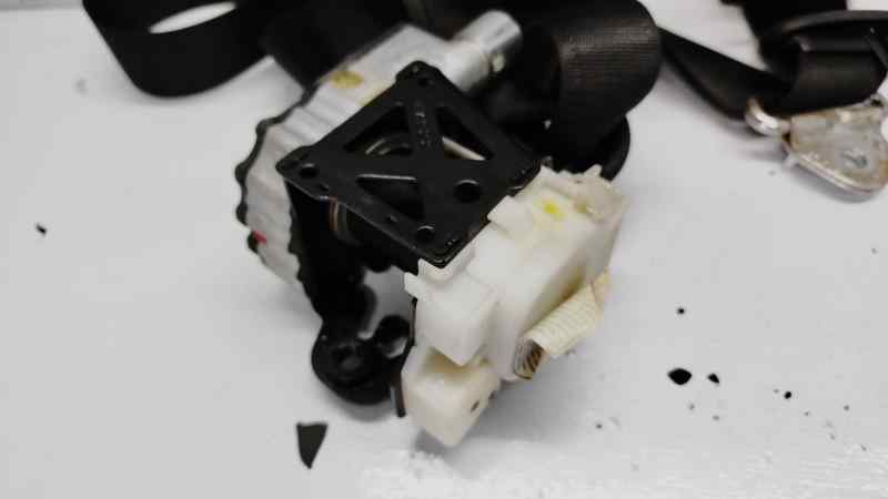 CINTURON SEGURIDAD TRASERO DERECHO