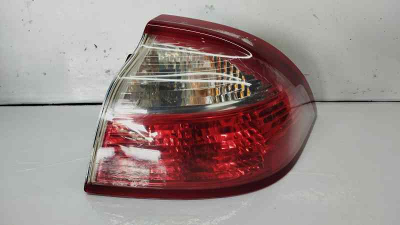 PILOTO TRASERO DERECHO