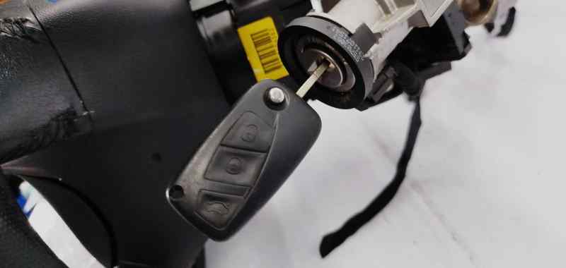 CONMUTADOR DE ARRANQUE