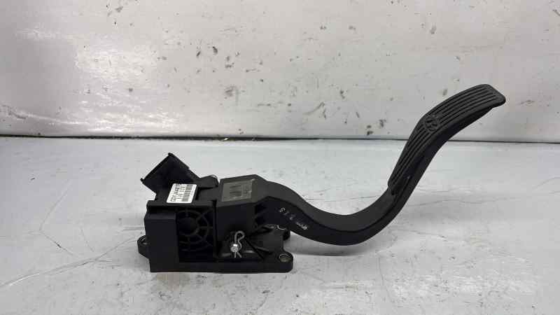 PEDAL ACELERADOR