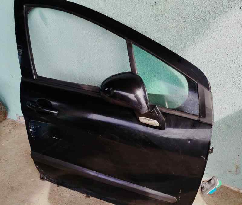 PUERTA DELANTERA DERECHA