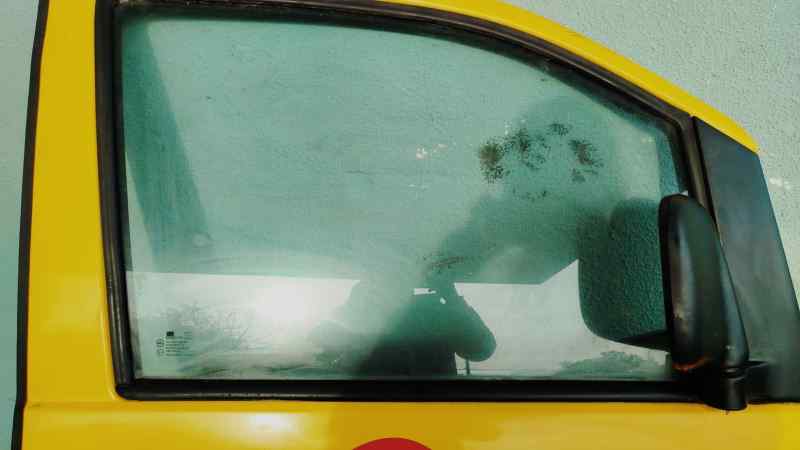 LUNA DELANTERA DERECHA