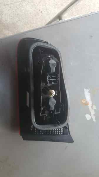 PILOTO TRASERO DERECHO