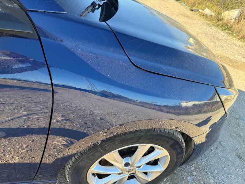 ALETA DELANTERA DERECHA