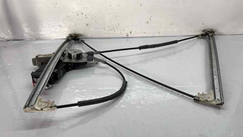 ELEVALUNAS DELANTERO IZQUIERDO