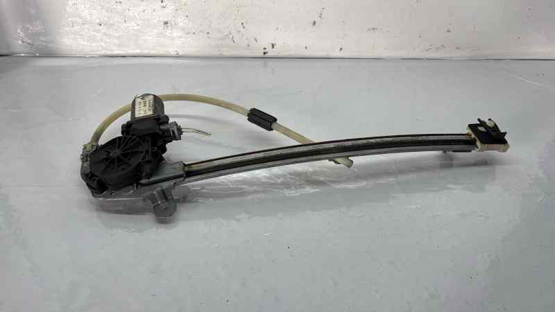 ELEVALUNAS TRASERO IZQUIERDO