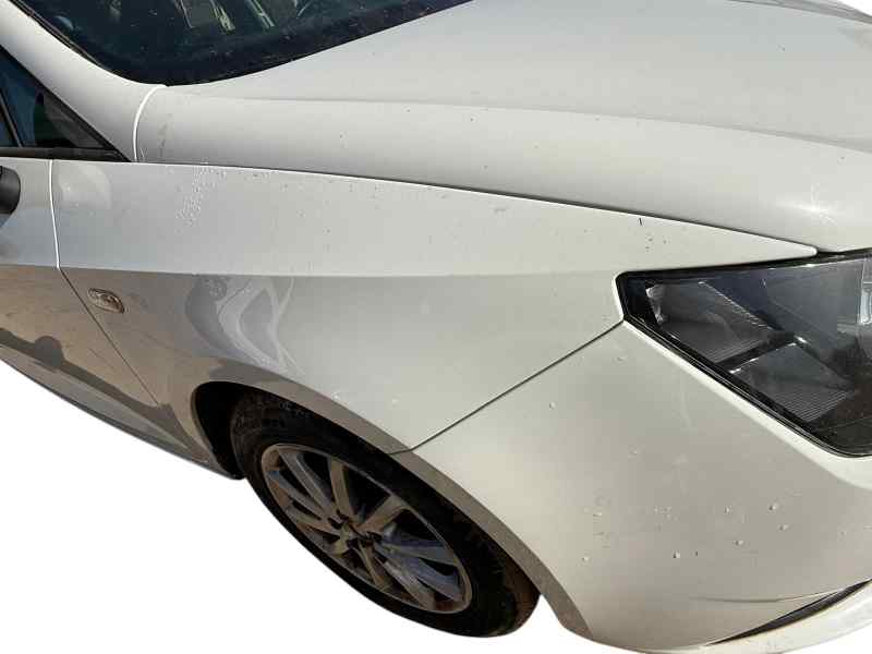 ALETA DELANTERA DERECHA