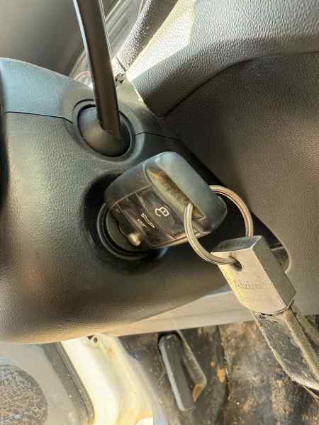 CONMUTADOR DE ARRANQUE